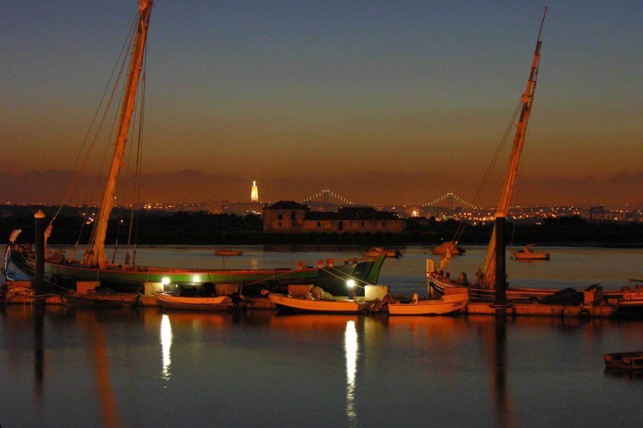 The Boat Apartamento Tematico เซชาล ภายนอก รูปภาพ